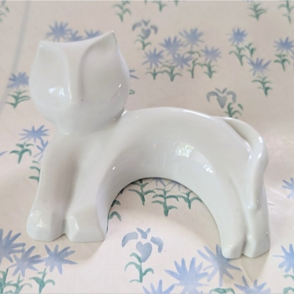 Naaman Porcelain Cat Figurine White Mid Century Modern Mod 60s Minimalist Decor